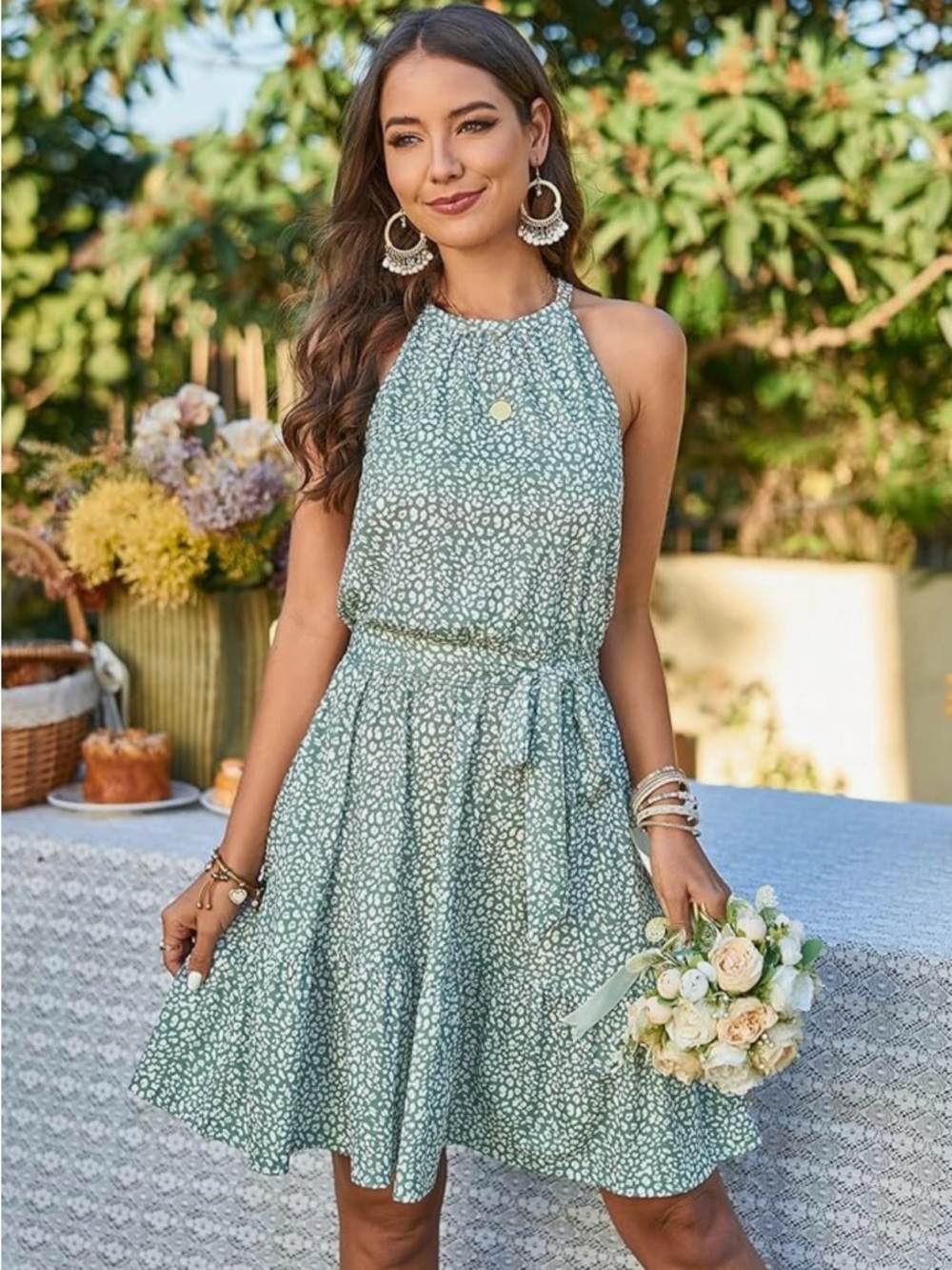 Sleeveless Halter A-Line Floral Dress in Green Size Large NWT